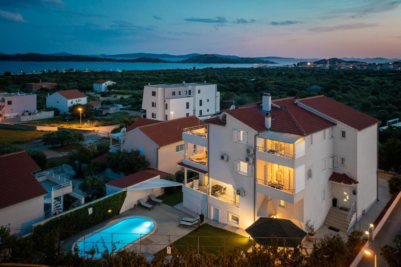 Apartment Tihi Iii *