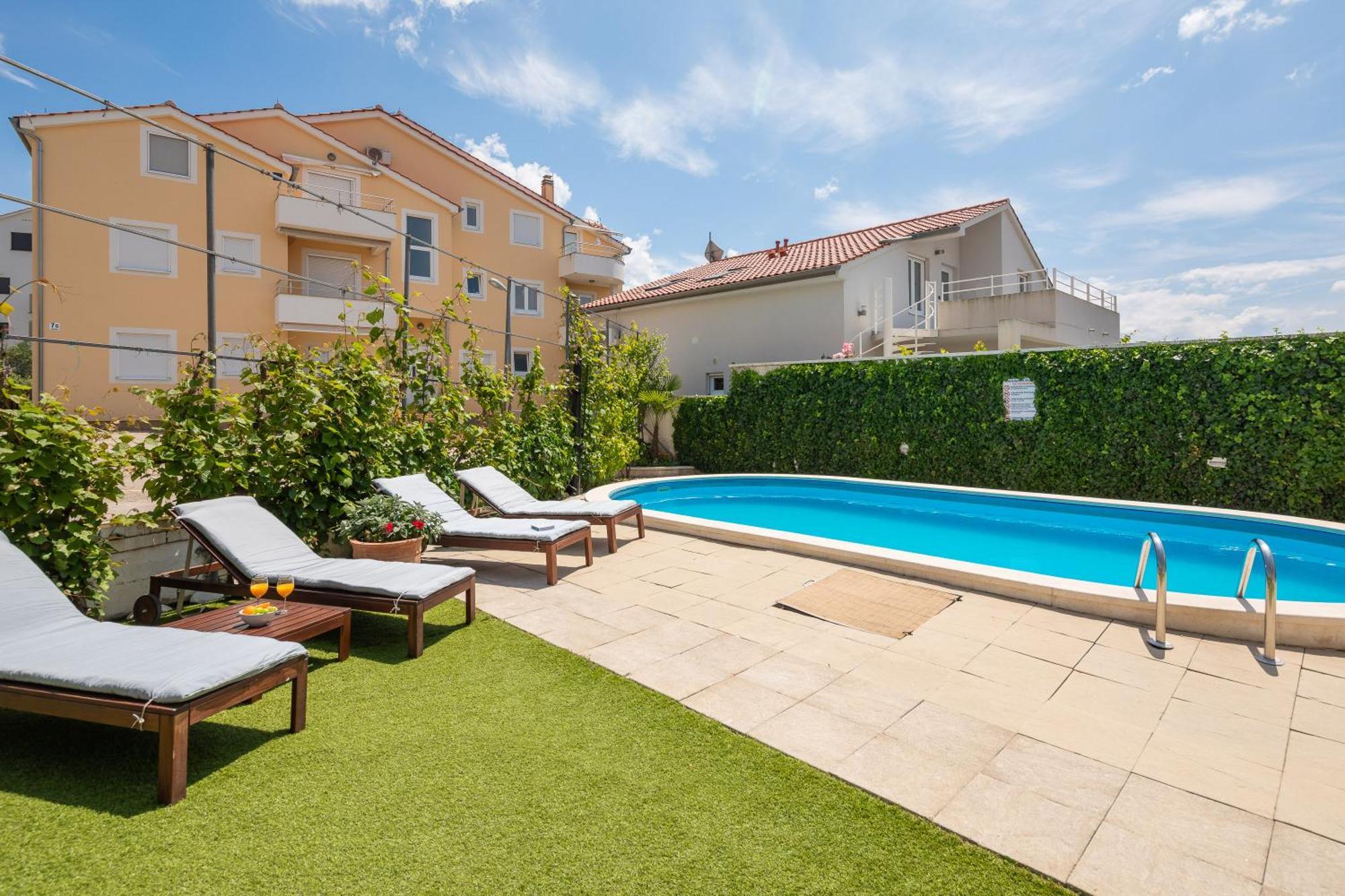 Apartment Tihi Iii *