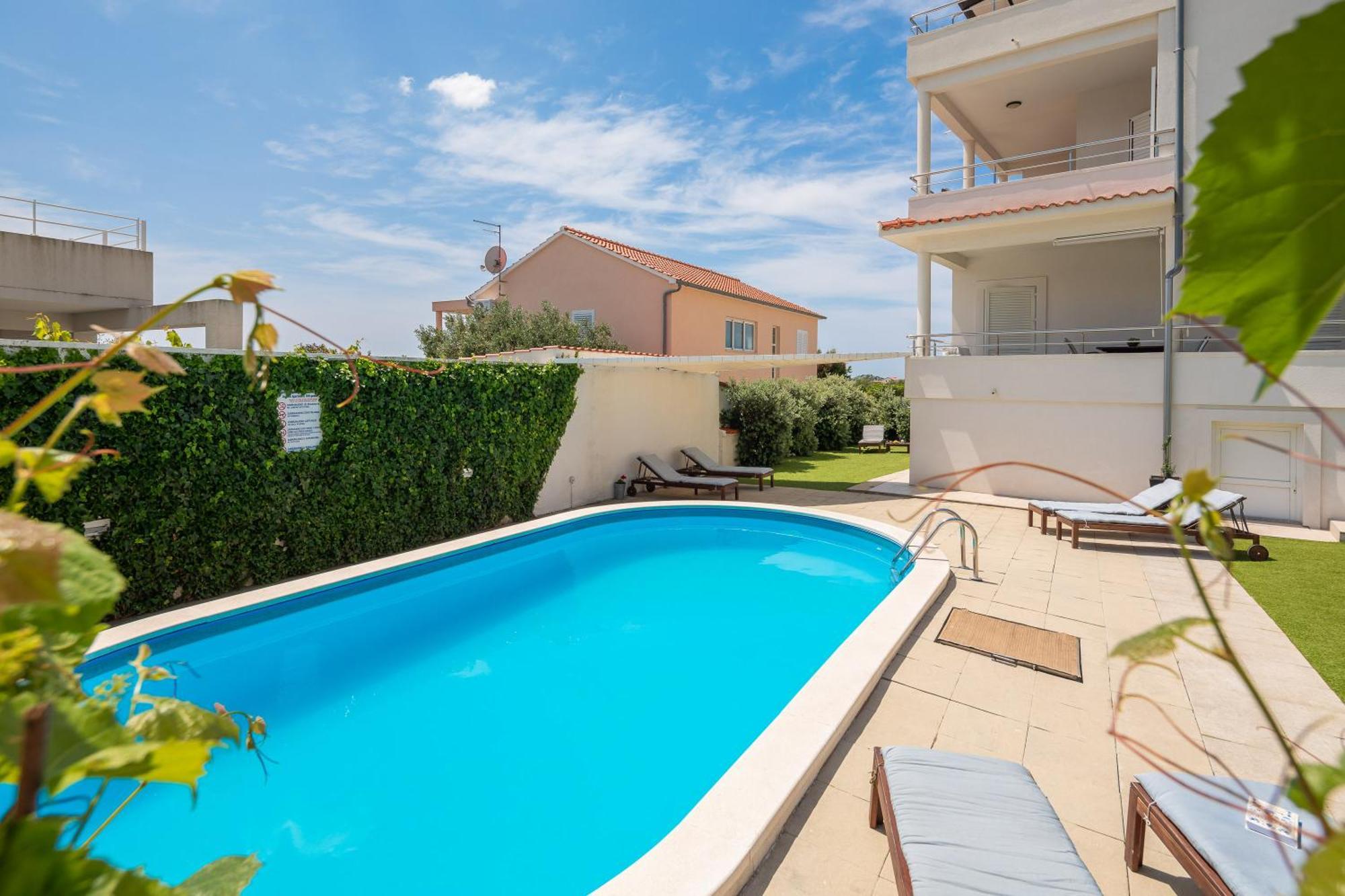 Apartment Tihi Iii