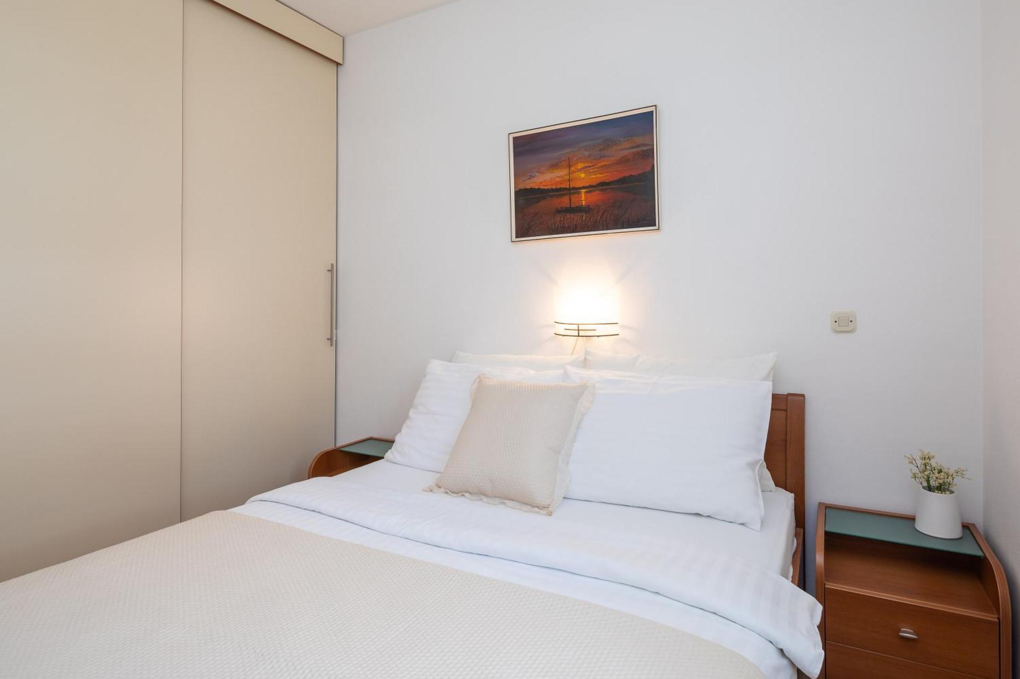 Tihi Iii Apartment