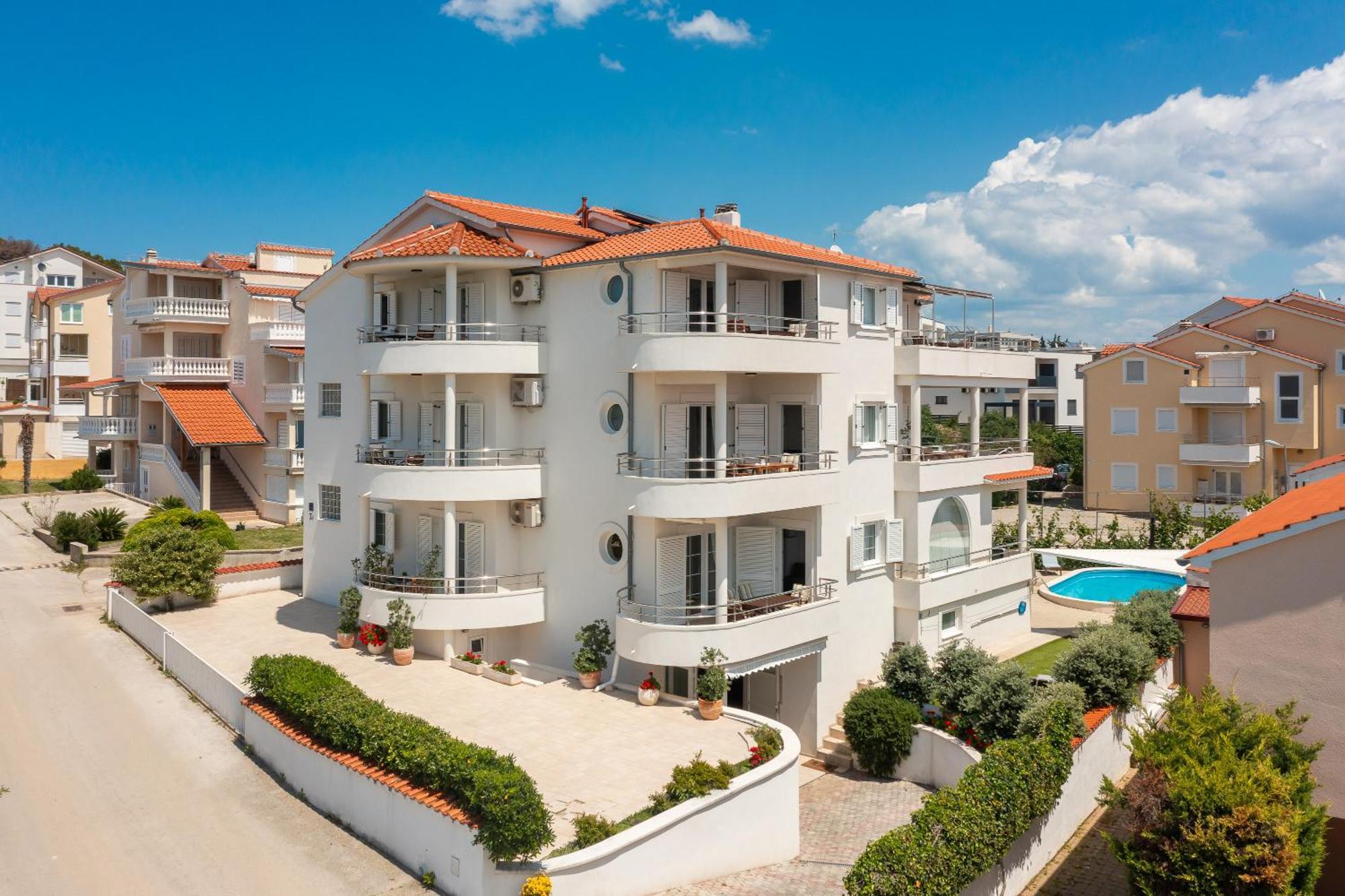 Tihi Iii Apartment *